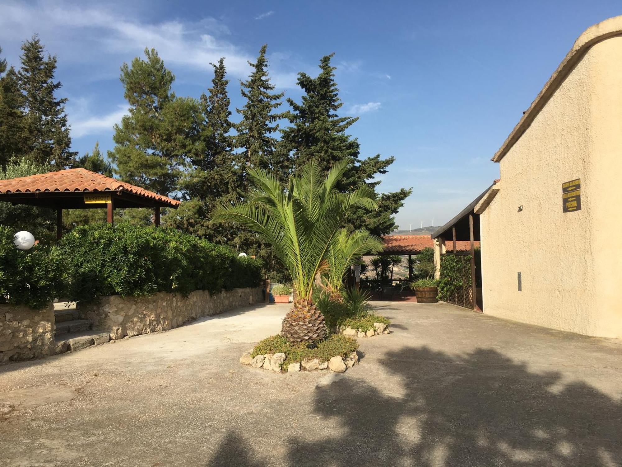 Agriturismo Bellajo - Ville Rustiche Con Piscina Agrigento Kültér fotó